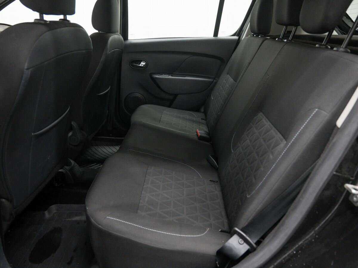 Renault Sandero 2015 года с пробегом. Фото: #12
