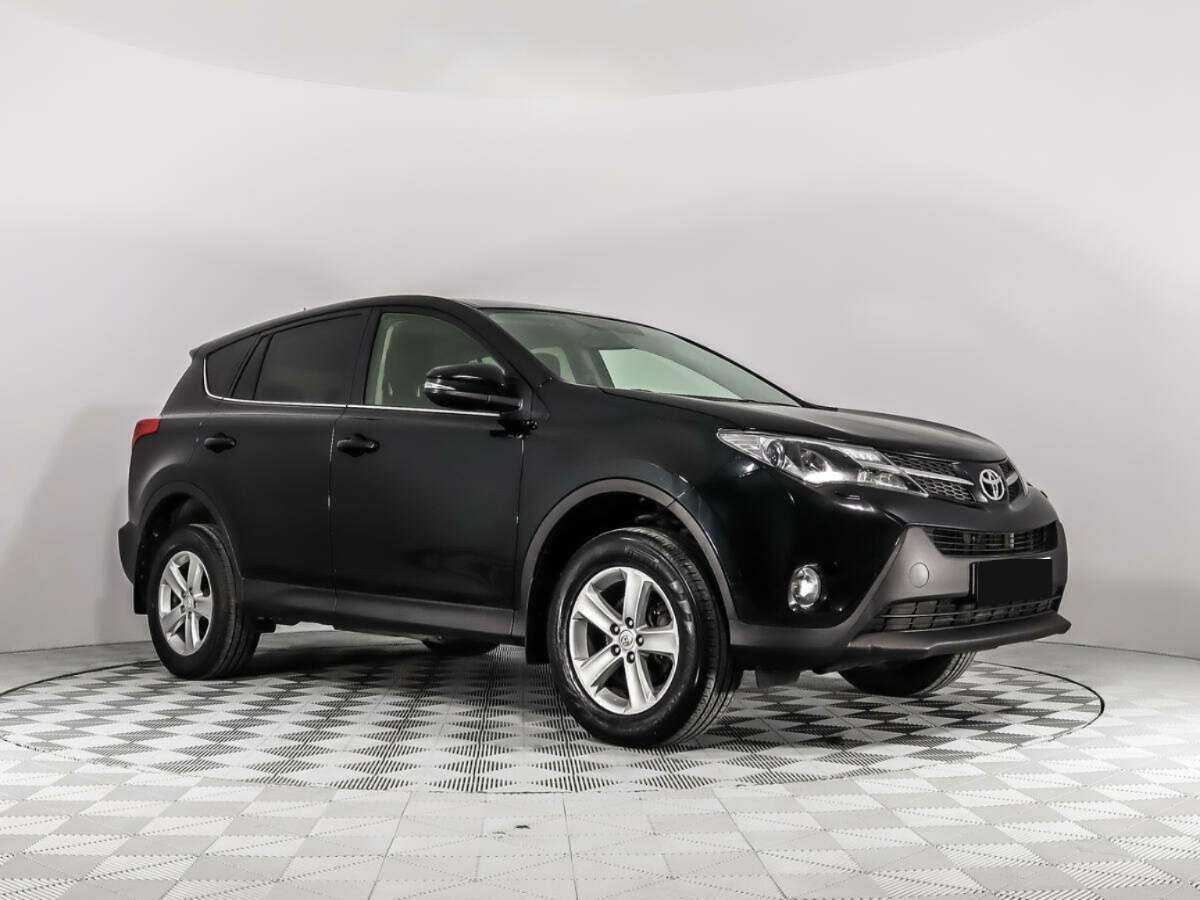 Toyota RAV4 2013 года с пробегом. Фото: #2