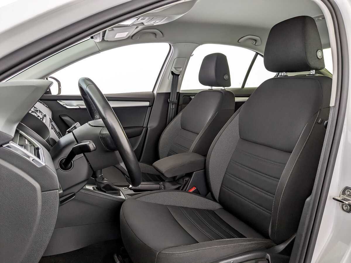 Skoda Octavia 2018 года с пробегом. Фото: #19