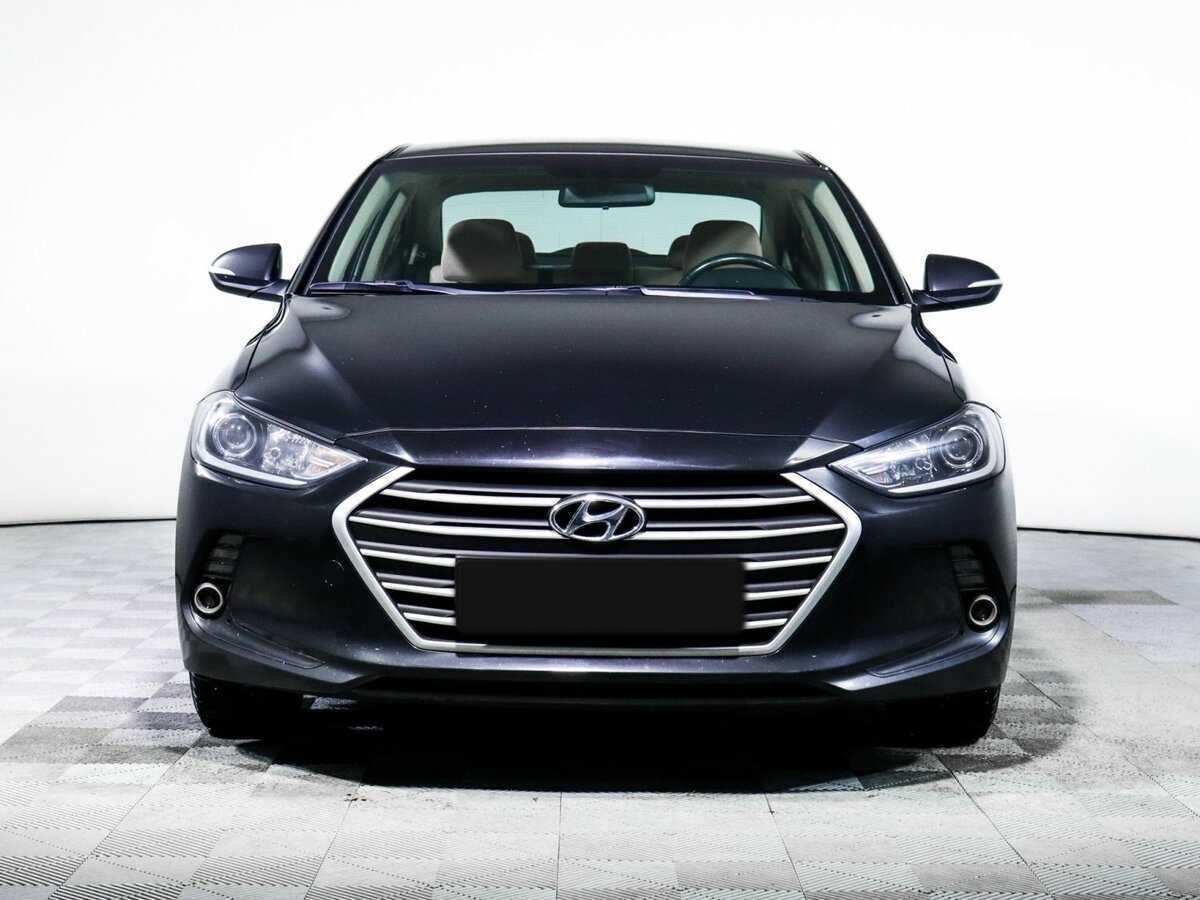 Hyundai Elantra 2018 года с пробегом. Фото: #1