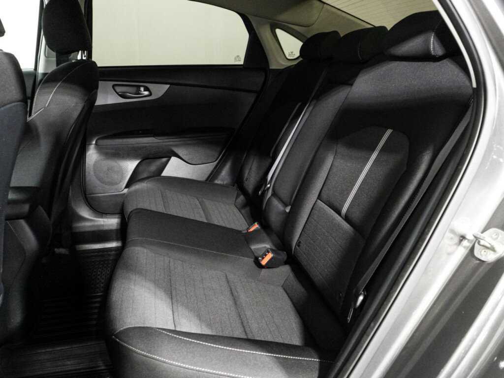 Kia Cerato 2019 года с пробегом. Фото: #9