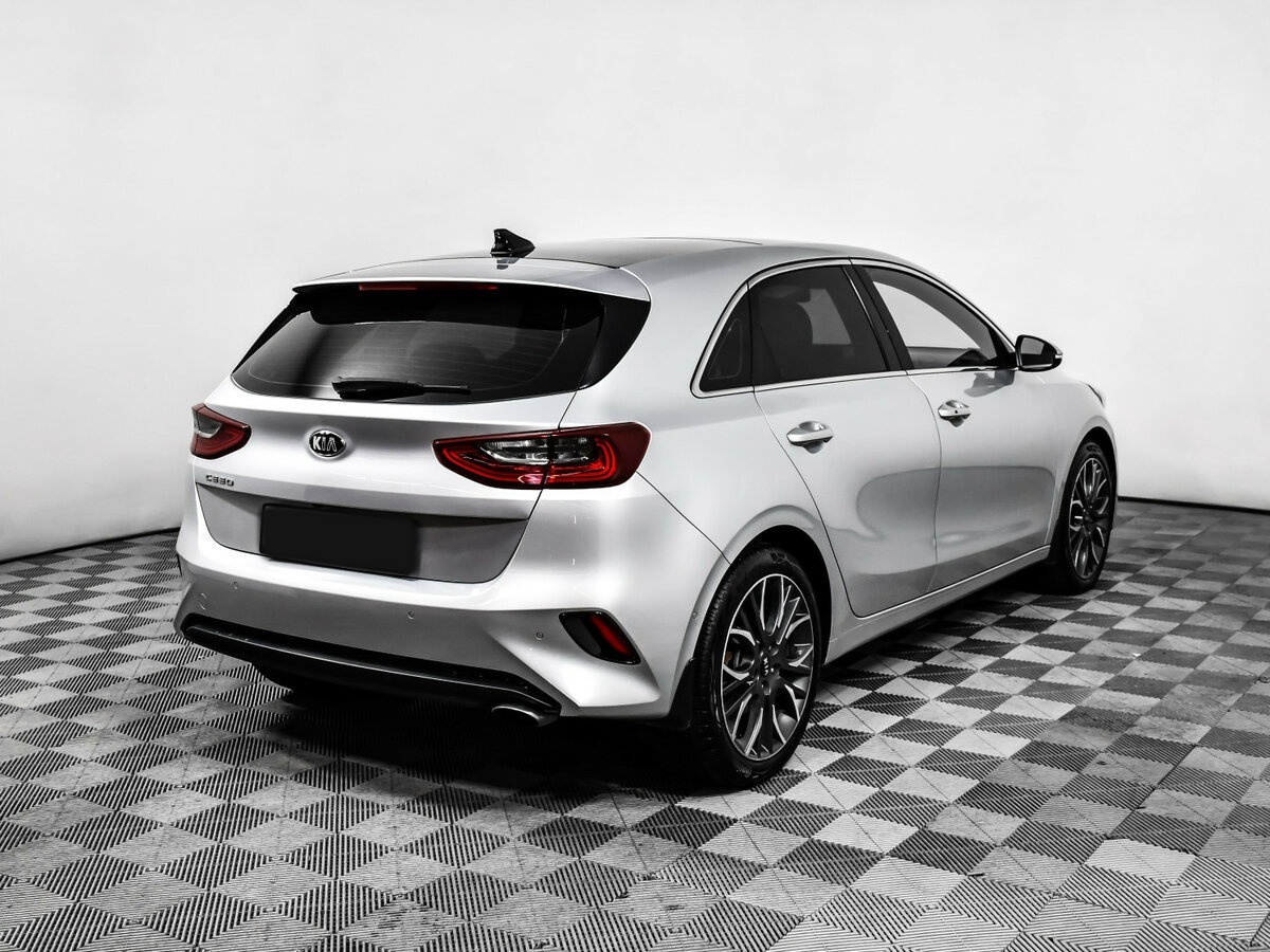 Kia Ceed 2018 года с пробегом. Фото: #3