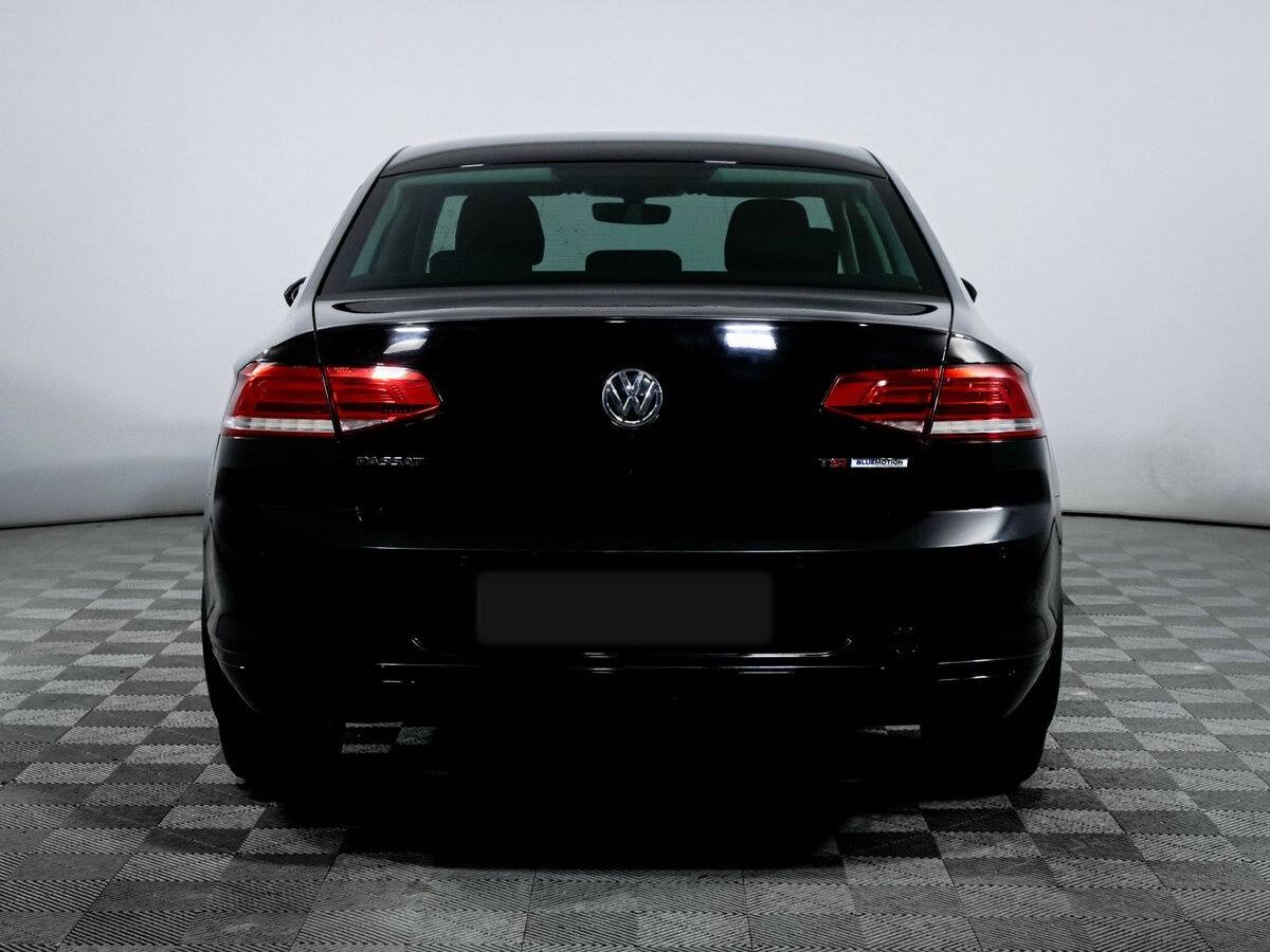 Volkswagen Passat 2016 года с пробегом. Фото: #4