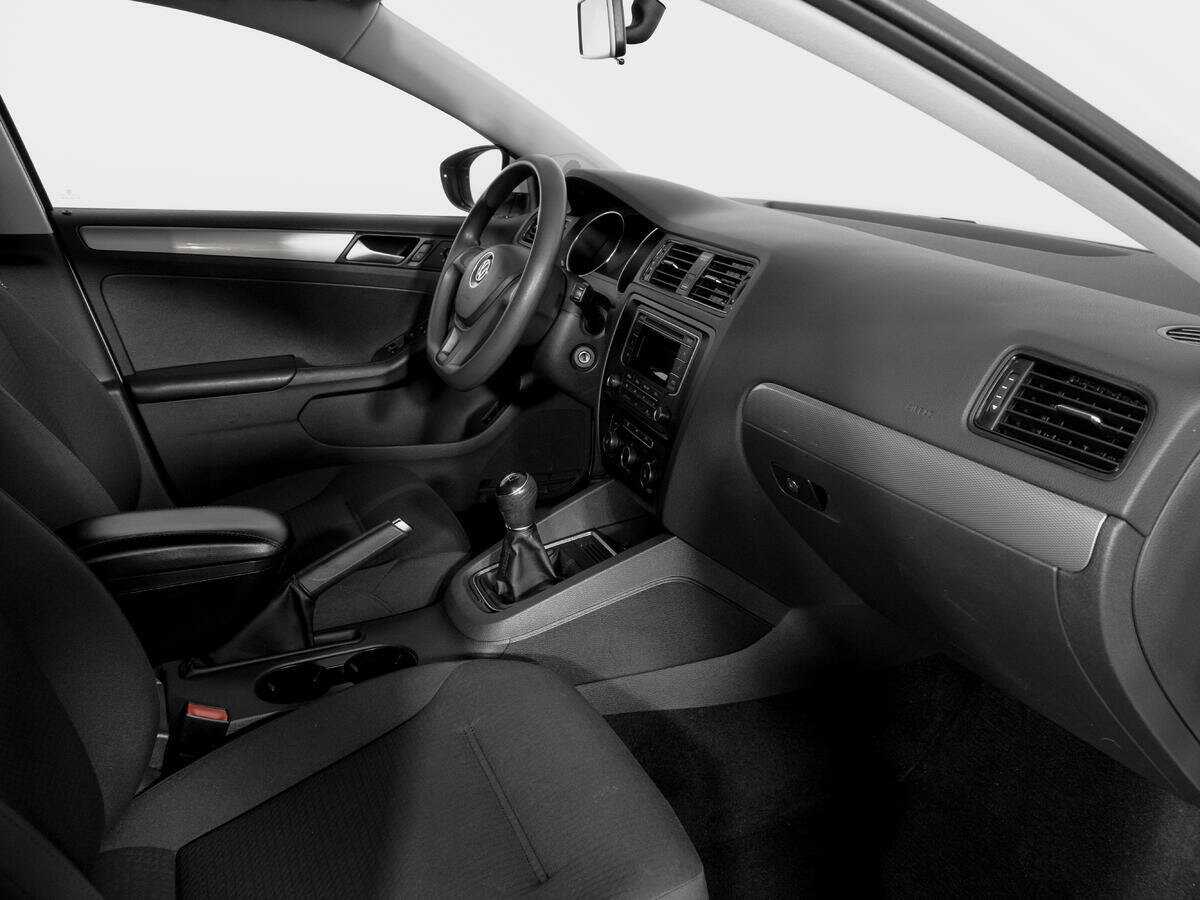 Volkswagen Jetta 2016 года с пробегом. Фото: #8
