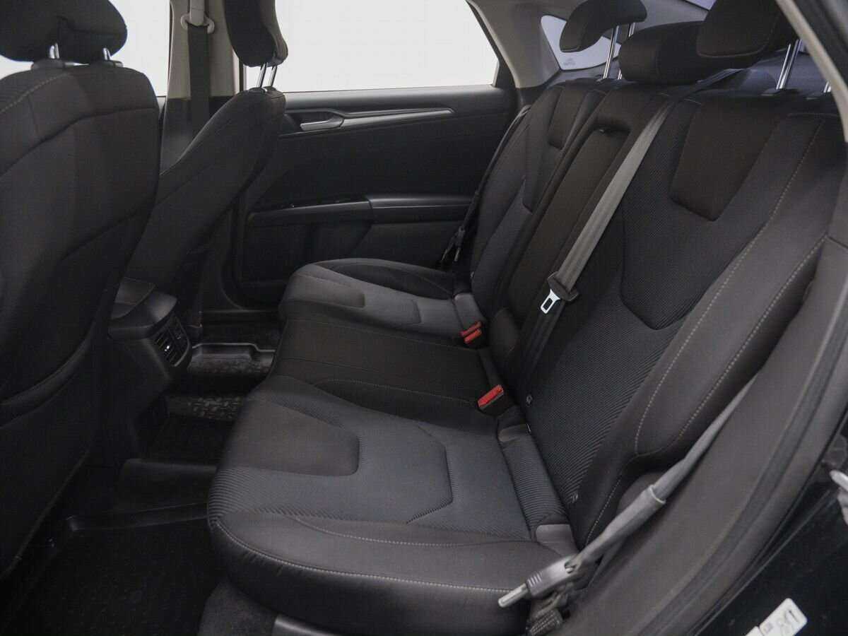 Ford Mondeo 2015 года с пробегом. Фото: #15