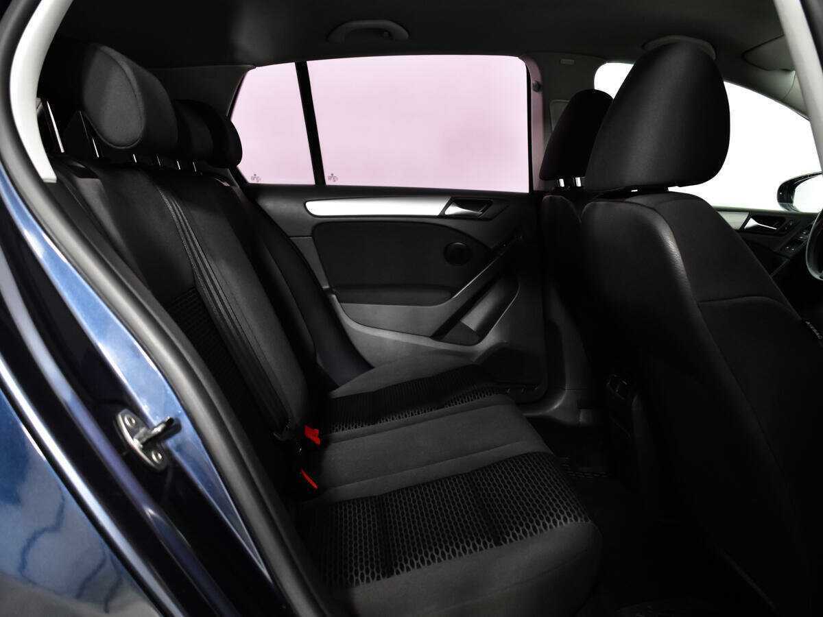 Volkswagen Golf 2012 года с пробегом. Фото: #9