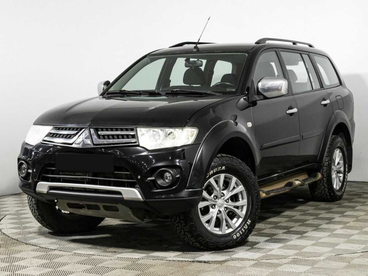 Mitsubishi Pajero Sport 2013 года с пробегом. Посмотреть фото