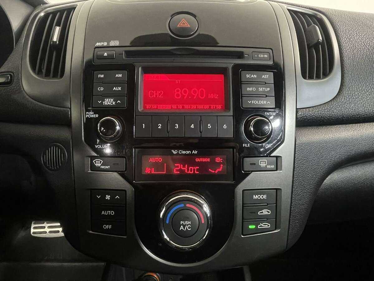 Kia Cerato 2012 года с пробегом. Фото: #10