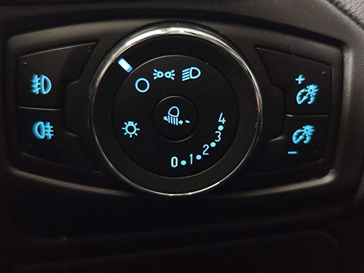 Ford Focus 2014 года с пробегом. Фото: #19