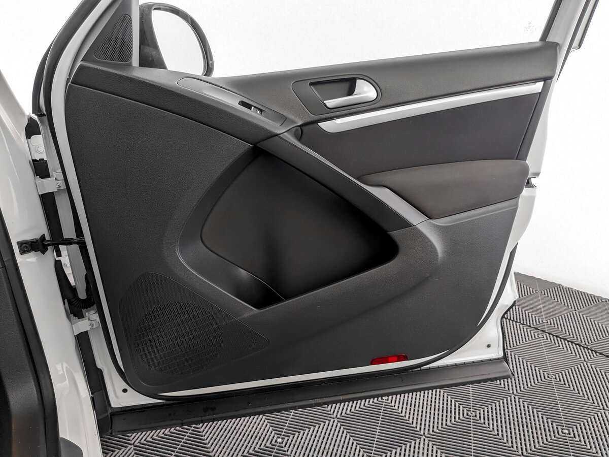 Volkswagen Tiguan 2013 года с пробегом. Фото: #19