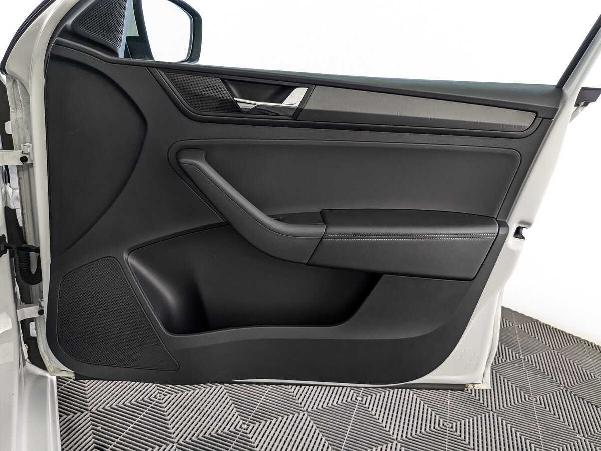 Skoda Rapid 2020 года с пробегом. Фото: #18