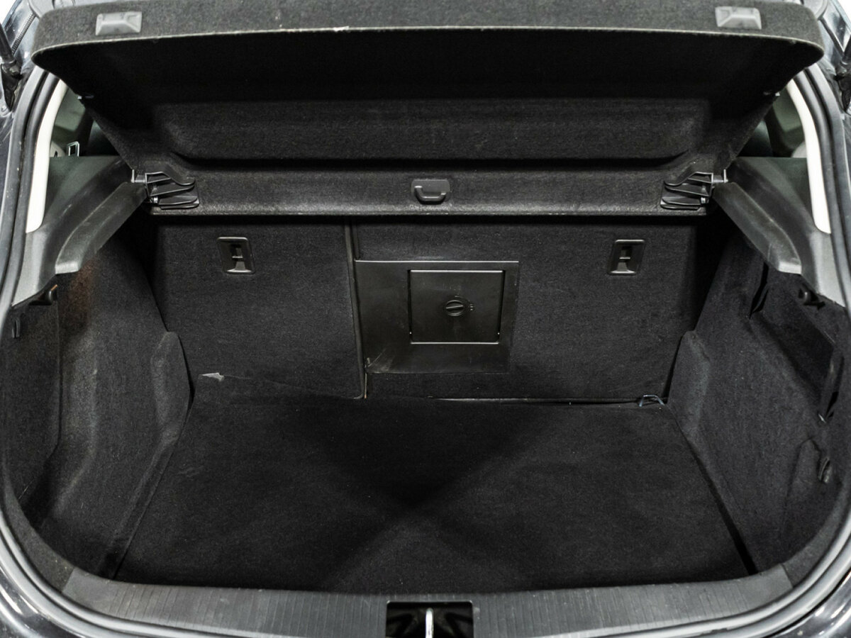 Opel Astra 2013 года с пробегом. Фото: #1