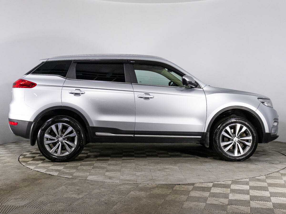 Geely Atlas 2021 года с пробегом. Фото: #3