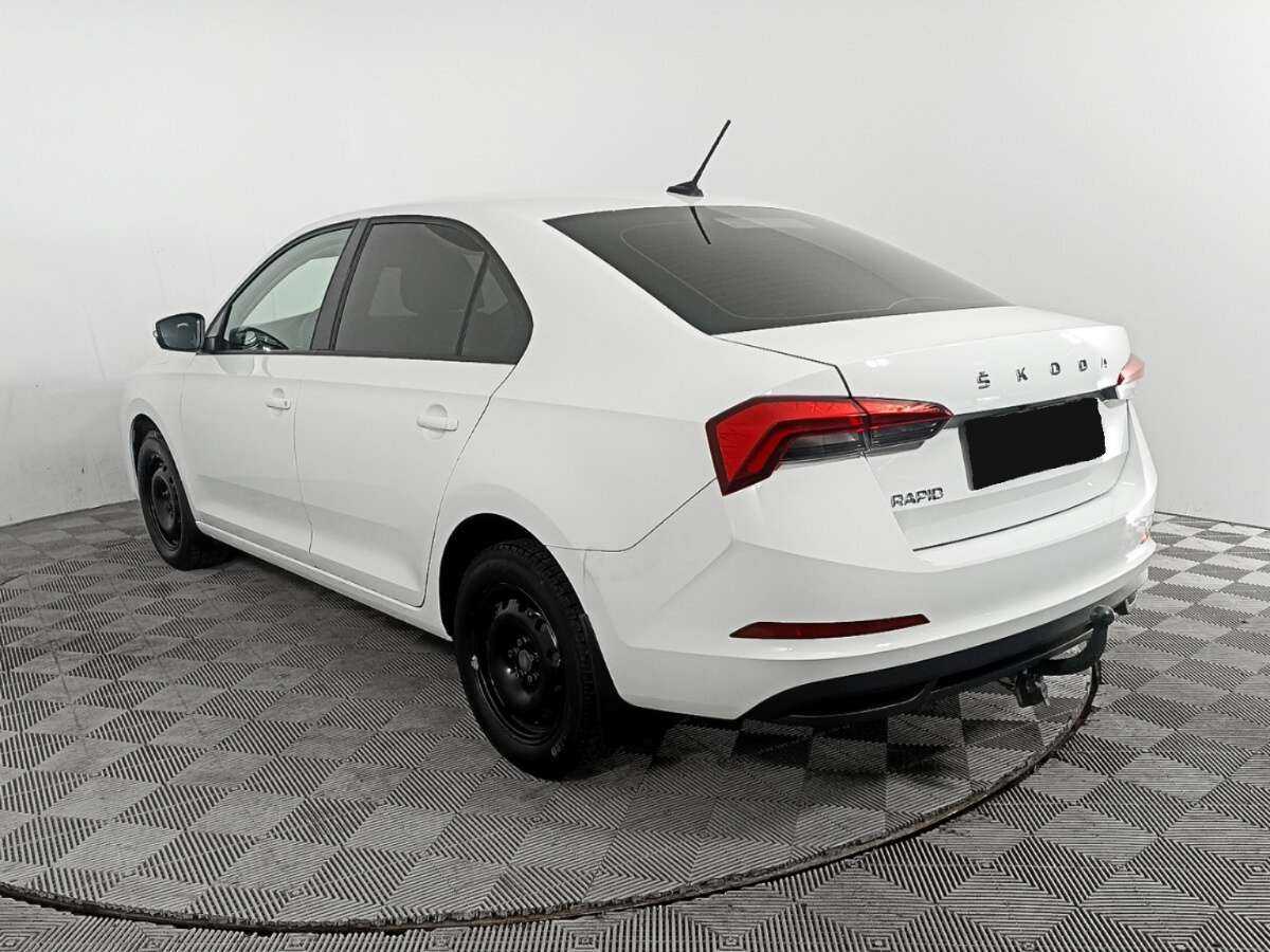 Skoda Rapid 2021 года с пробегом. Фото: #6