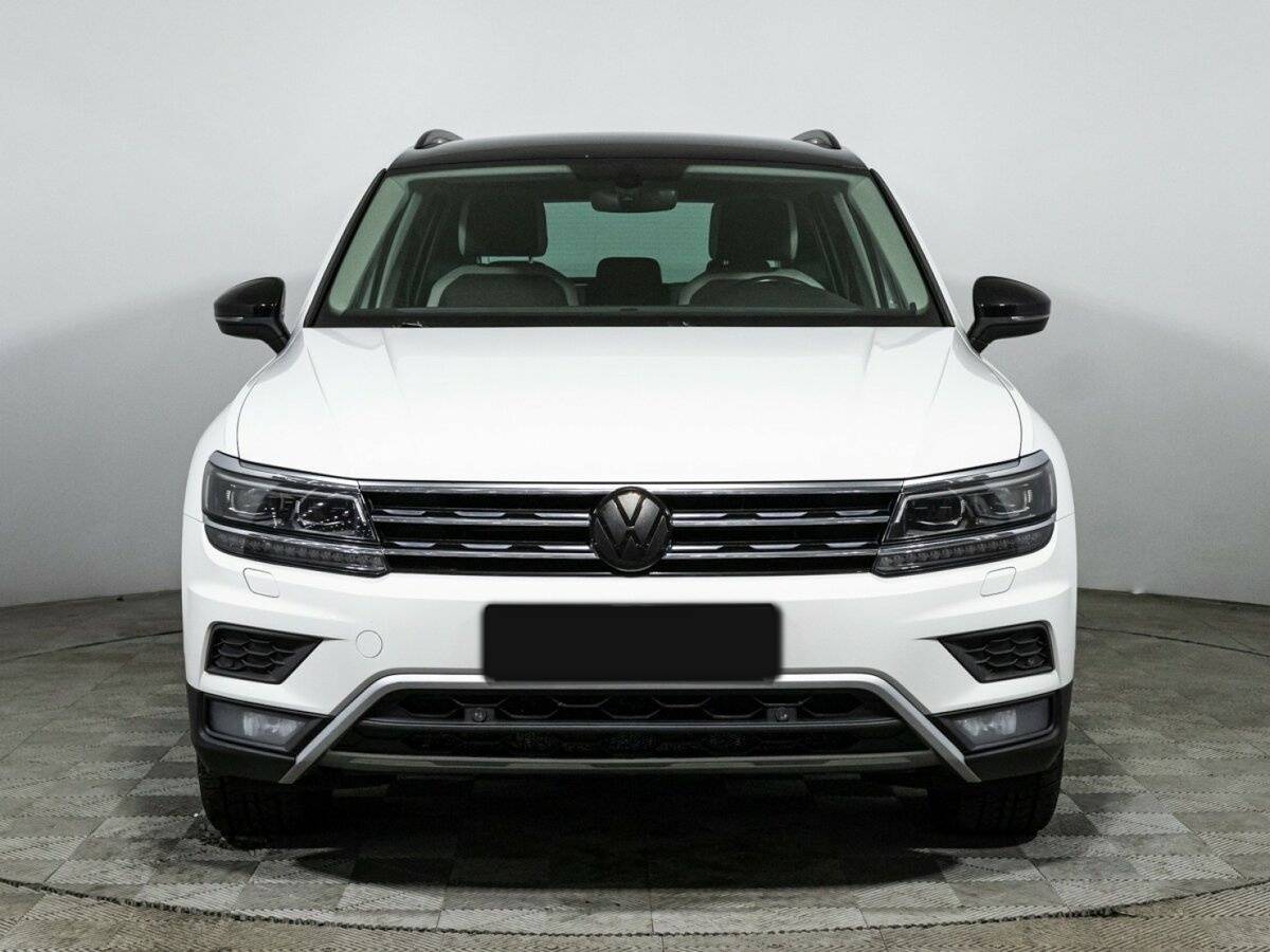 Volkswagen Tiguan 2018 года с пробегом. Фото: #1
