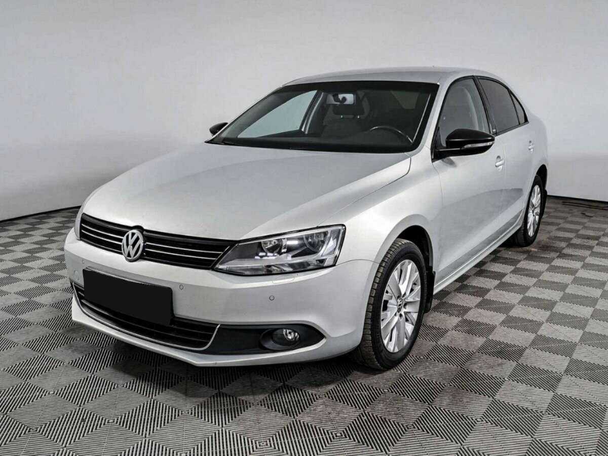 Volkswagen Jetta 2014 года с пробегом. Посмотреть фото