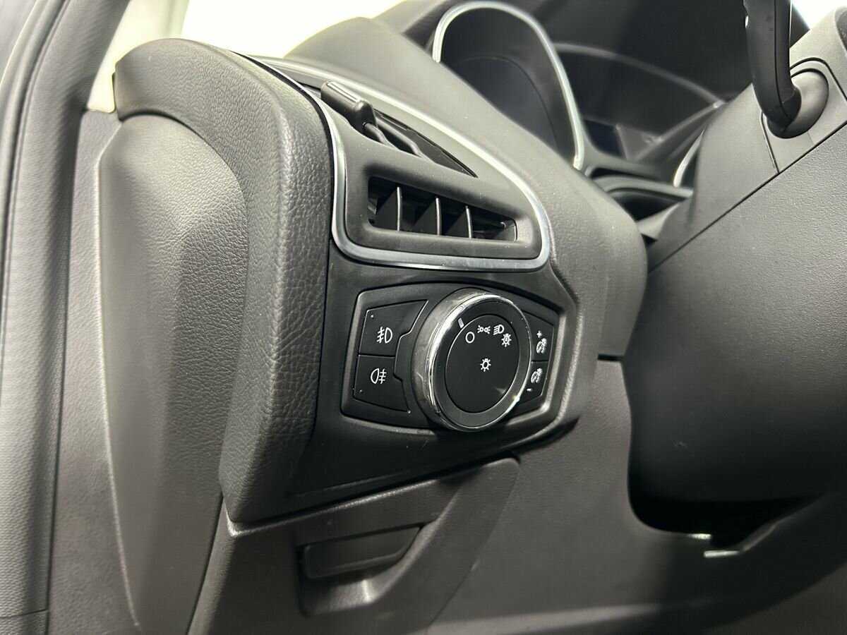 Ford Focus 2014 года с пробегом. Фото: #8