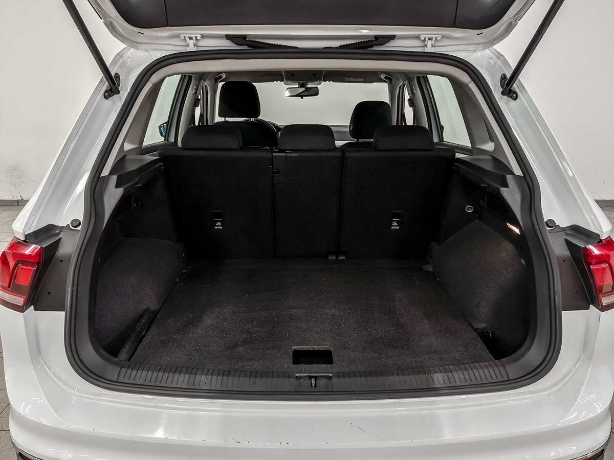 Volkswagen Tiguan 2021 года с пробегом. Фото: #9