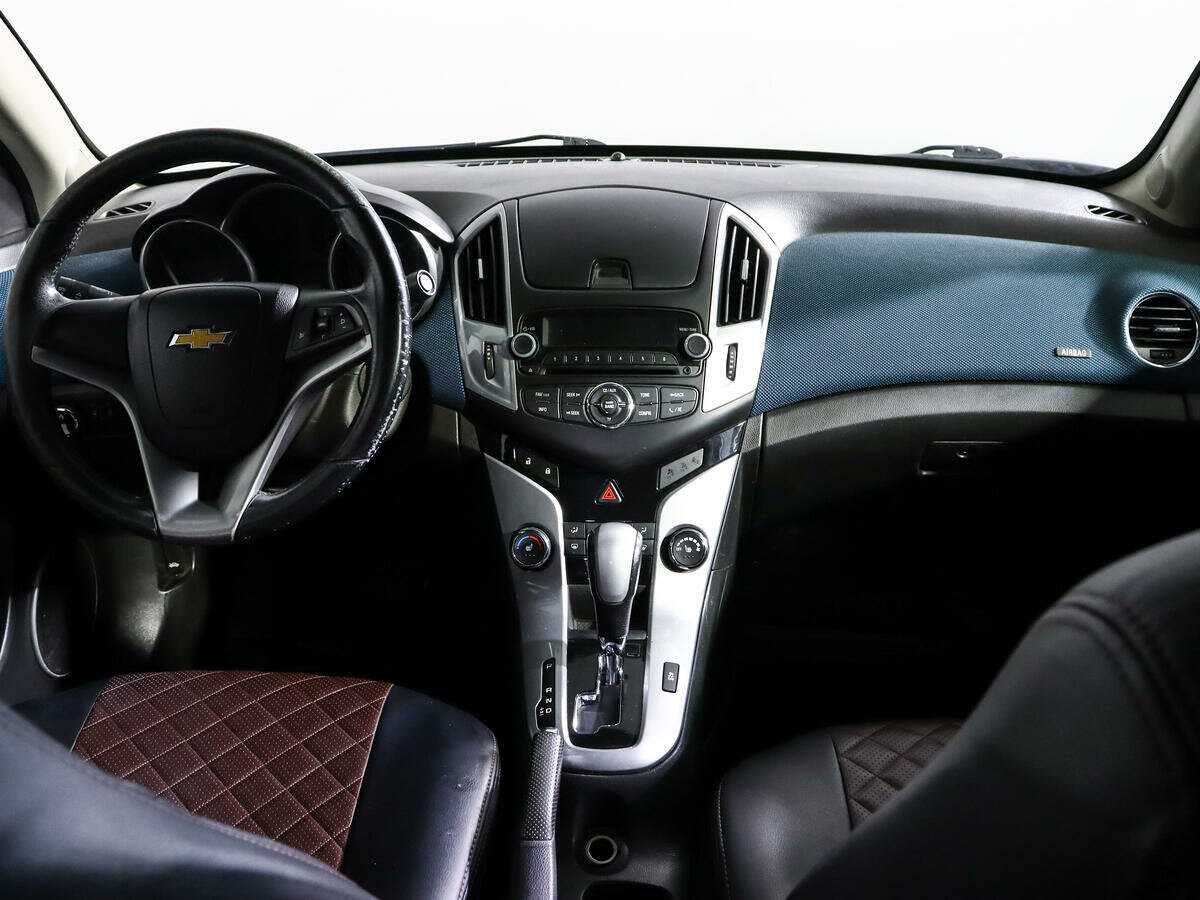 Chevrolet Cruze 2013 года с пробегом. Фото: #9