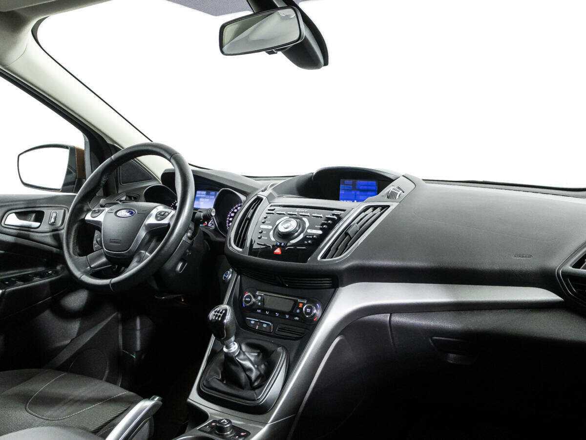 Ford Kuga 2013 года с пробегом. Фото: #8