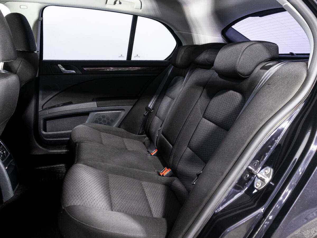 Skoda Superb 2012 года с пробегом. Фото: #9