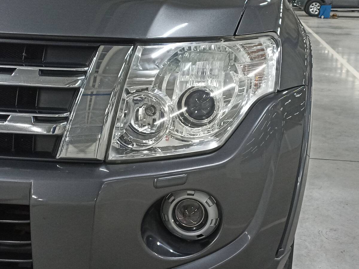 Mitsubishi Pajero 2012 года с пробегом. Фото: #16