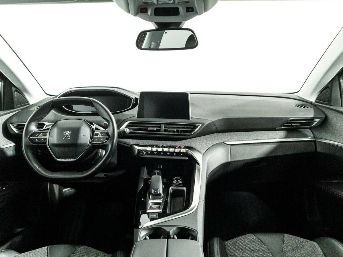 Peugeot 3008 2017 года с пробегом. Фото: #12