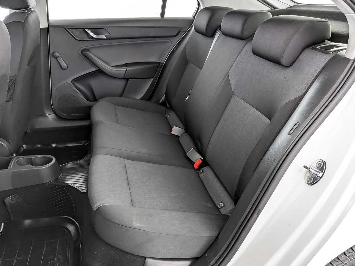 Skoda Rapid 2017 года с пробегом. Фото: #11