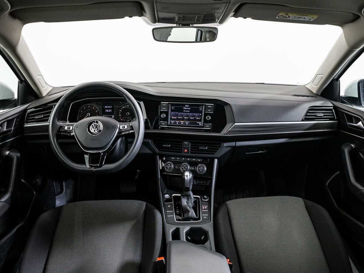 Volkswagen Jetta 2020 года с пробегом. Фото: #12