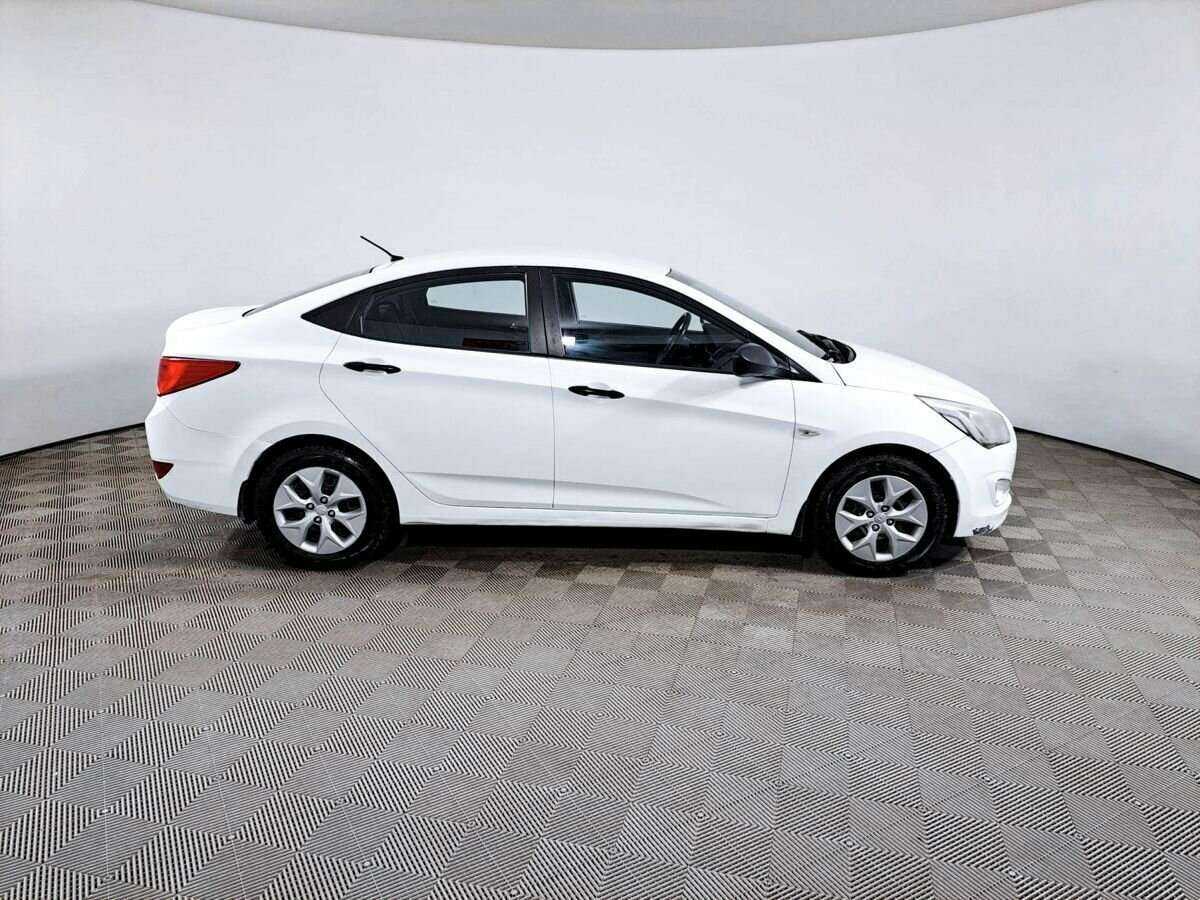 Hyundai Solaris 2014 года с пробегом. Фото: #3