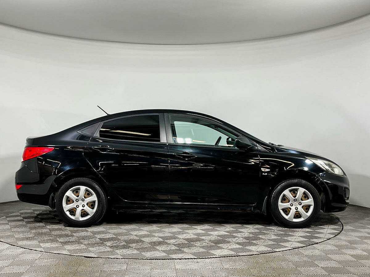 Hyundai Solaris 2012 года с пробегом. Фото: #3