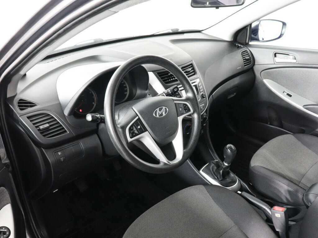 Hyundai Solaris 2012 года с пробегом. Фото: #4