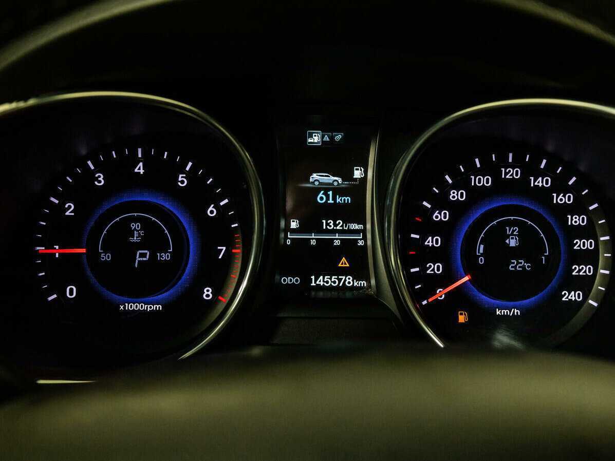 Hyundai Santa Fe 2014 года с пробегом. Фото: #9