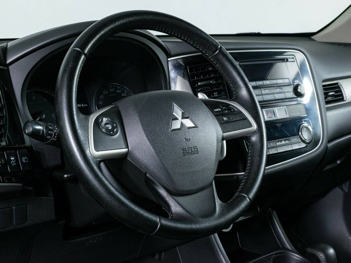 Mitsubishi Outlander 2012 года с пробегом. Фото: #11
