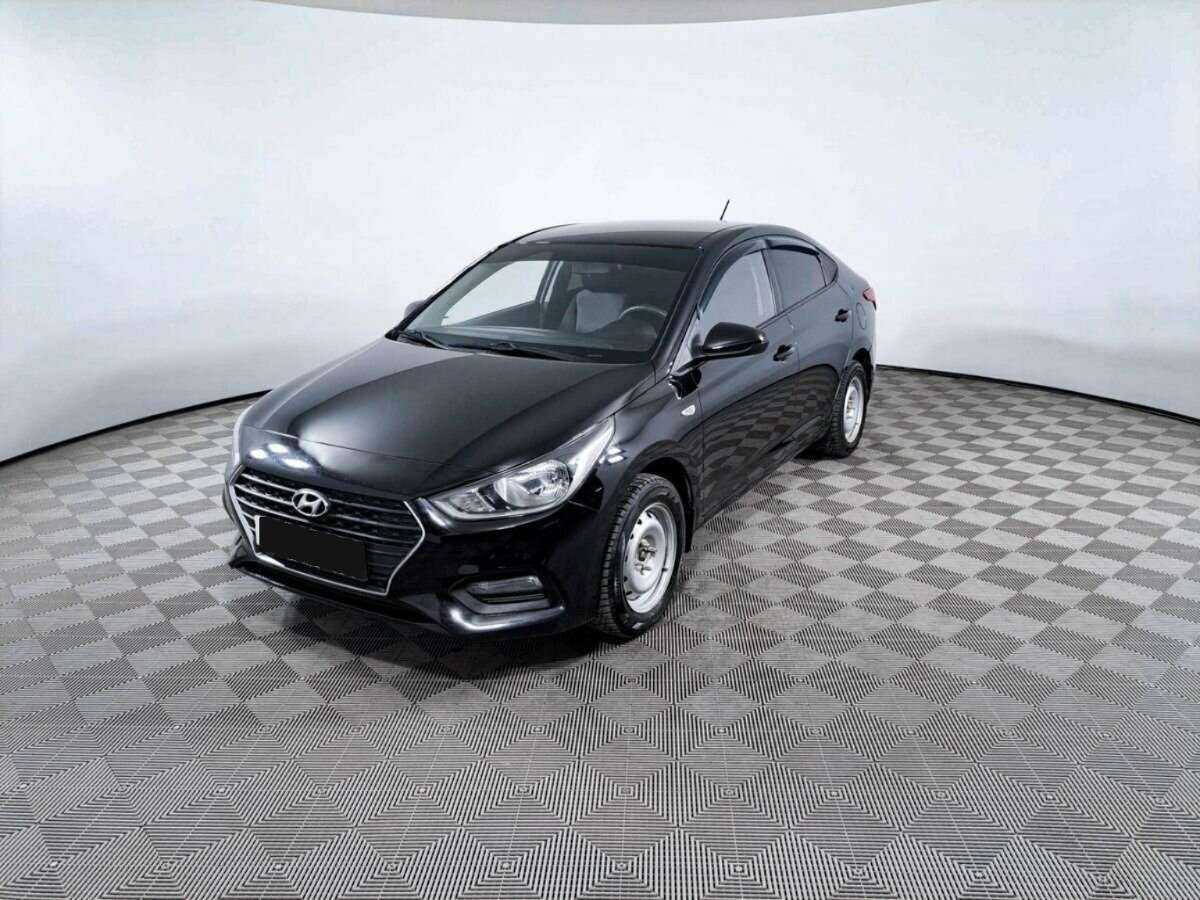 Hyundai Solaris 2018 года с пробегом. Посмотреть фото