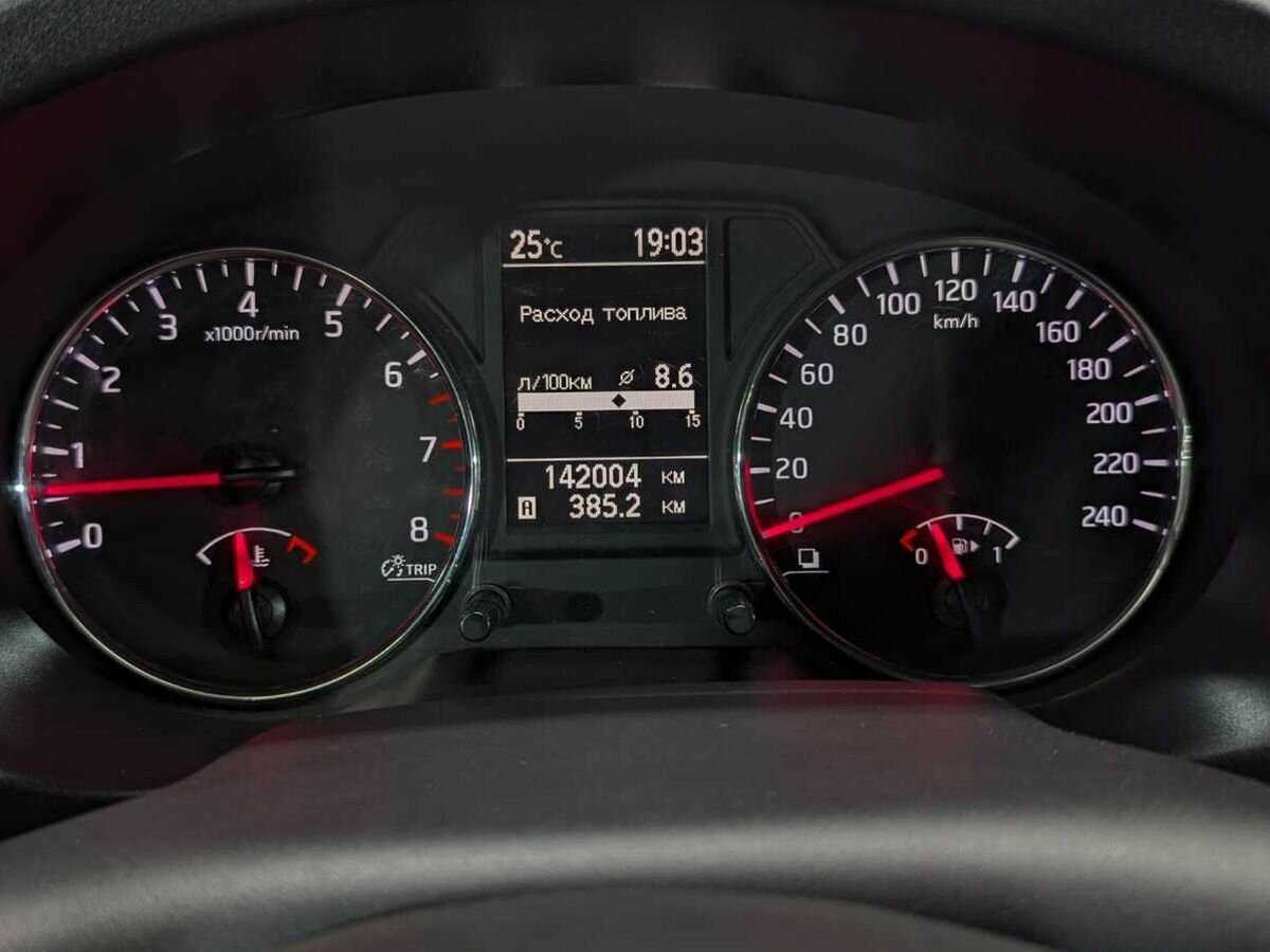 Nissan X-Trail 2013 года с пробегом. Фото: #11