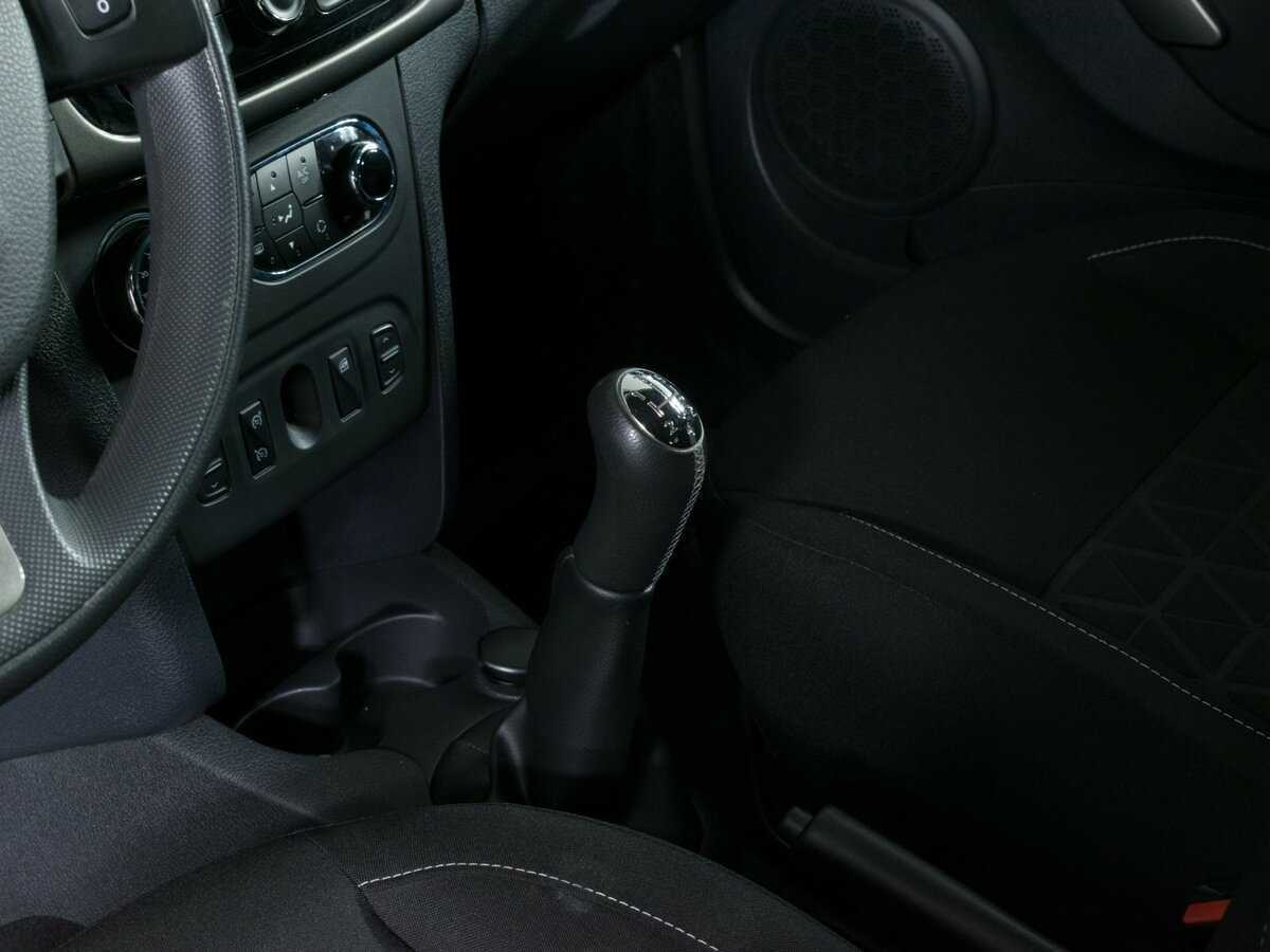 Renault Sandero 2017 года с пробегом. Фото: #12