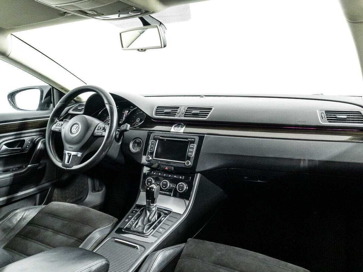 Volkswagen Passat CC 2013 года с пробегом. Фото: #8