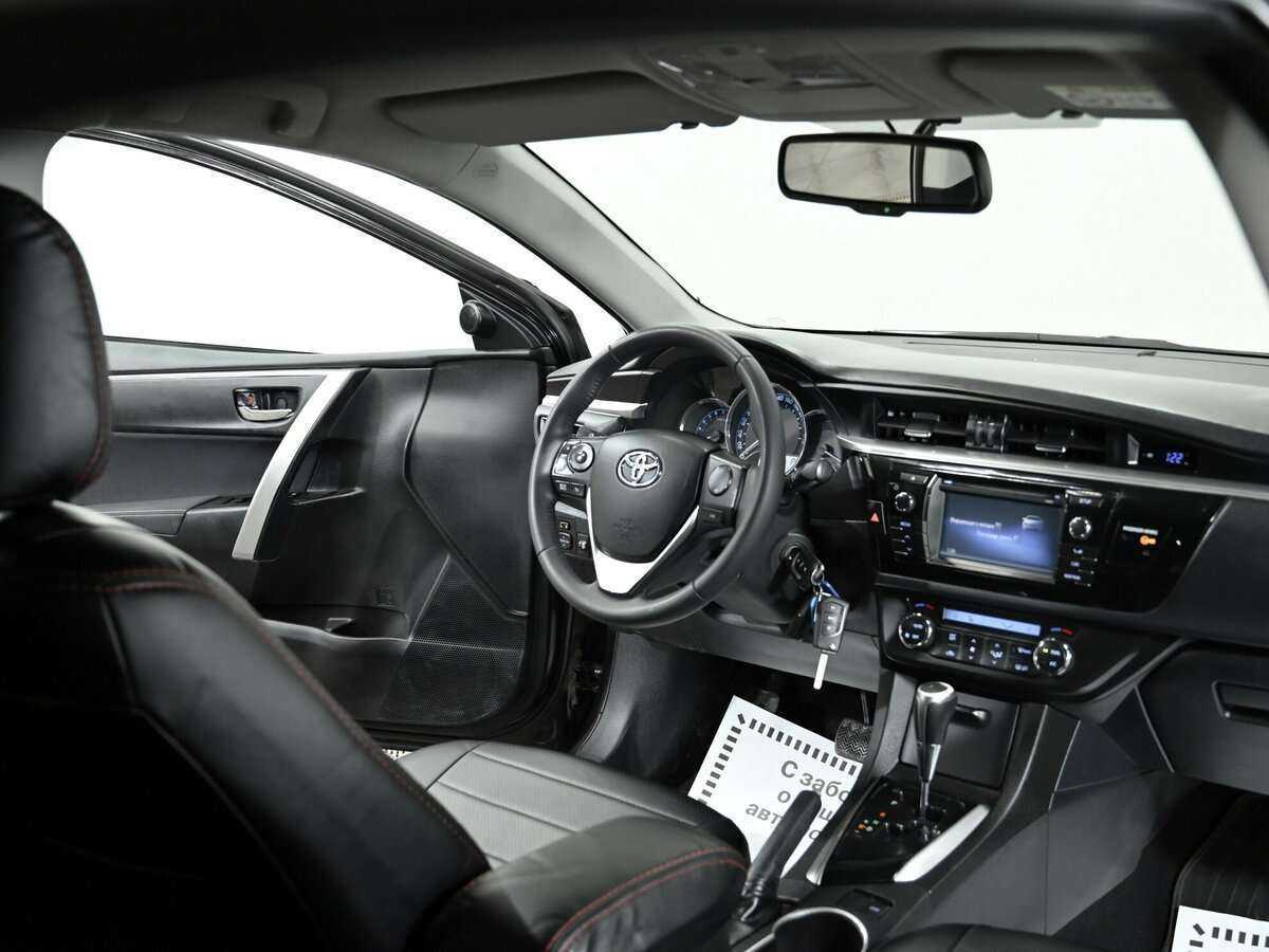 Toyota Corolla 2015 года с пробегом. Фото: #4