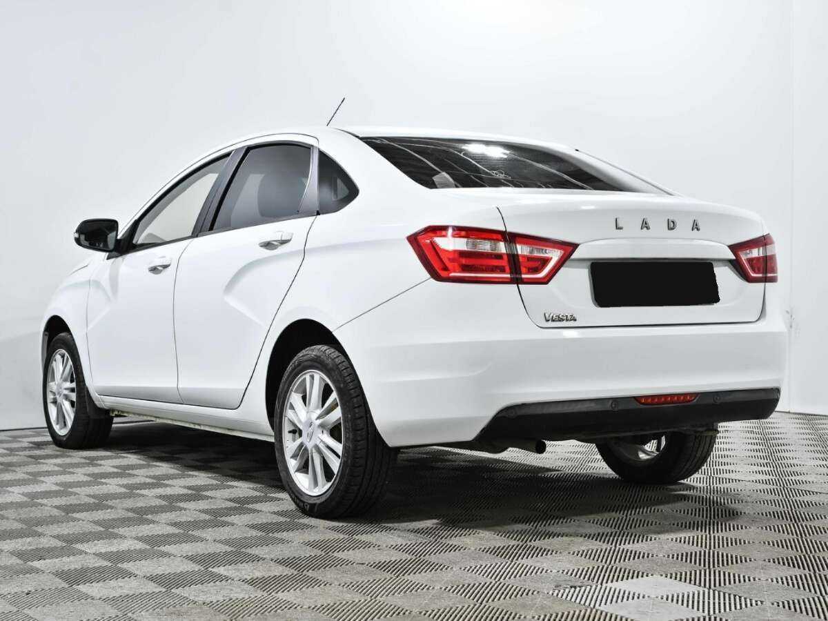 Lada (ВАЗ) Vesta 2018 года с пробегом. Фото: #5