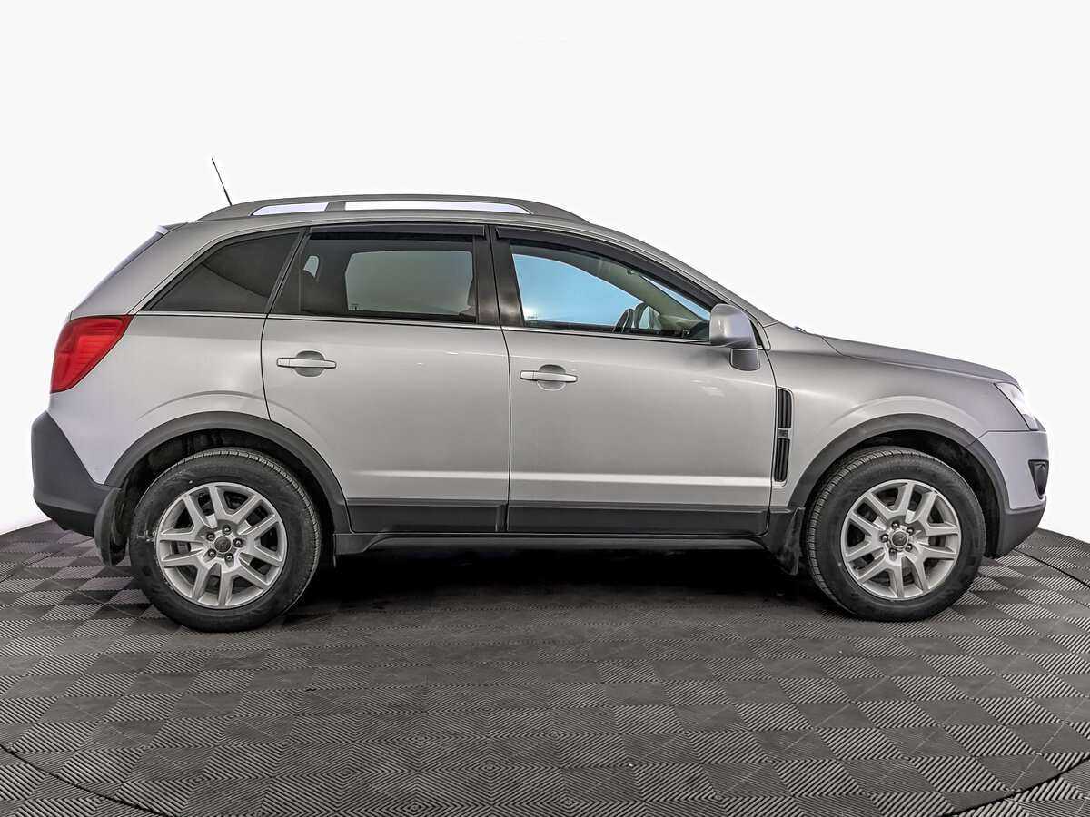 Opel Antara 2013 года с пробегом. Фото: #3
