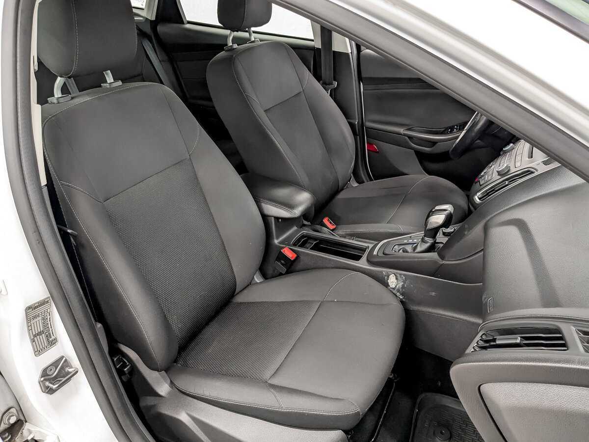 Ford Focus 2018 года с пробегом. Фото: #20