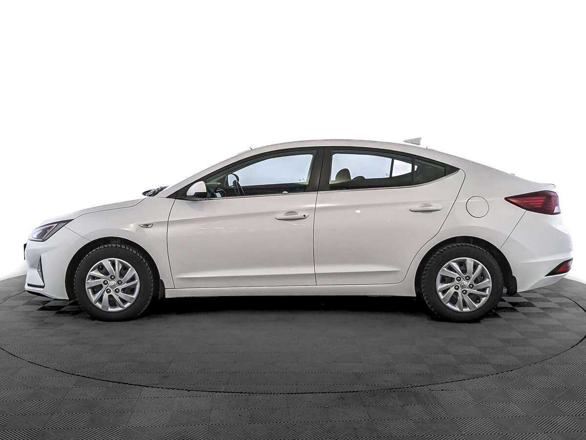 Hyundai Elantra 2020 года с пробегом. Фото: #7