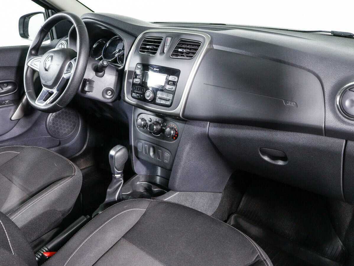 Renault Logan 2022 года с пробегом. Фото: #6