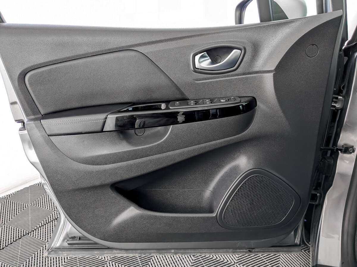 Renault Kaptur 2021 года с пробегом. Фото: #14