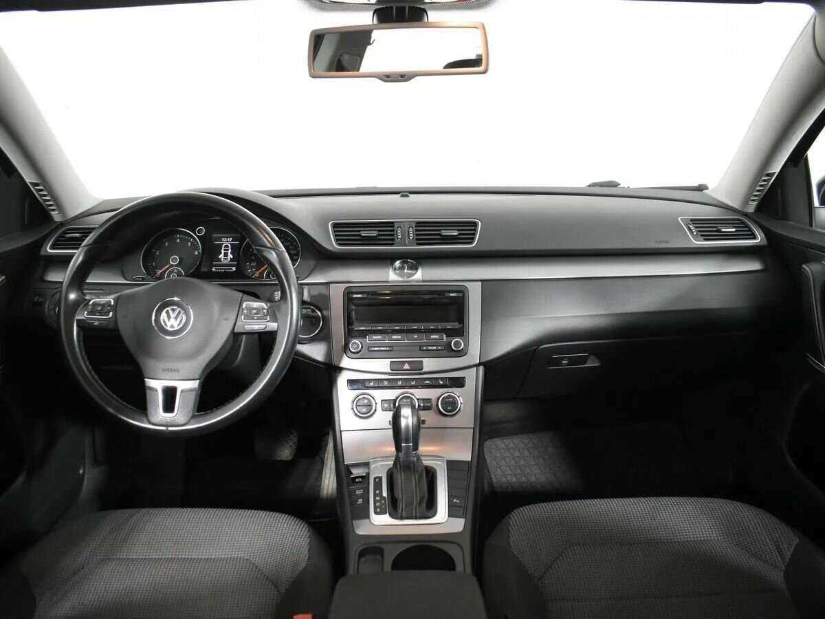 Volkswagen Passat 2014 года с пробегом. Фото: #12