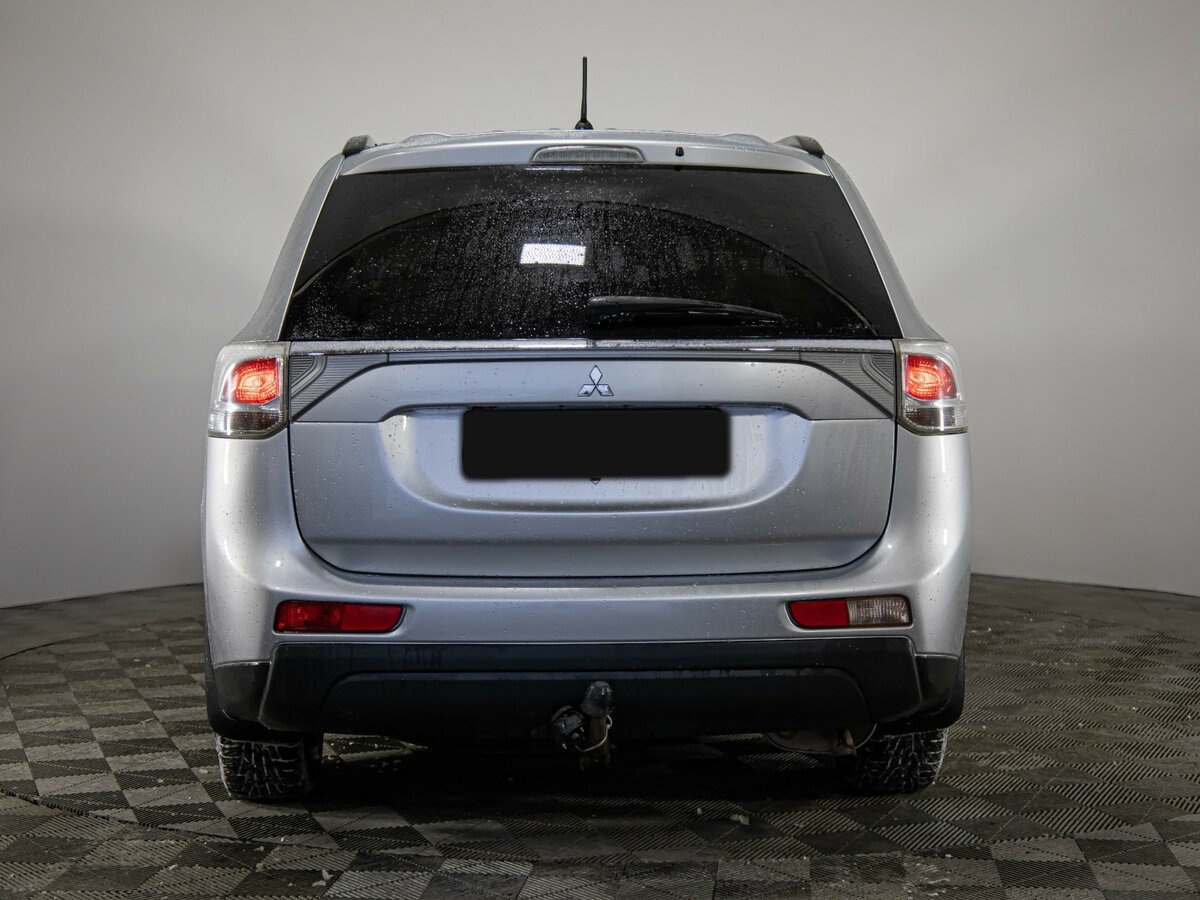Mitsubishi Outlander 2013 года с пробегом. Фото: #4