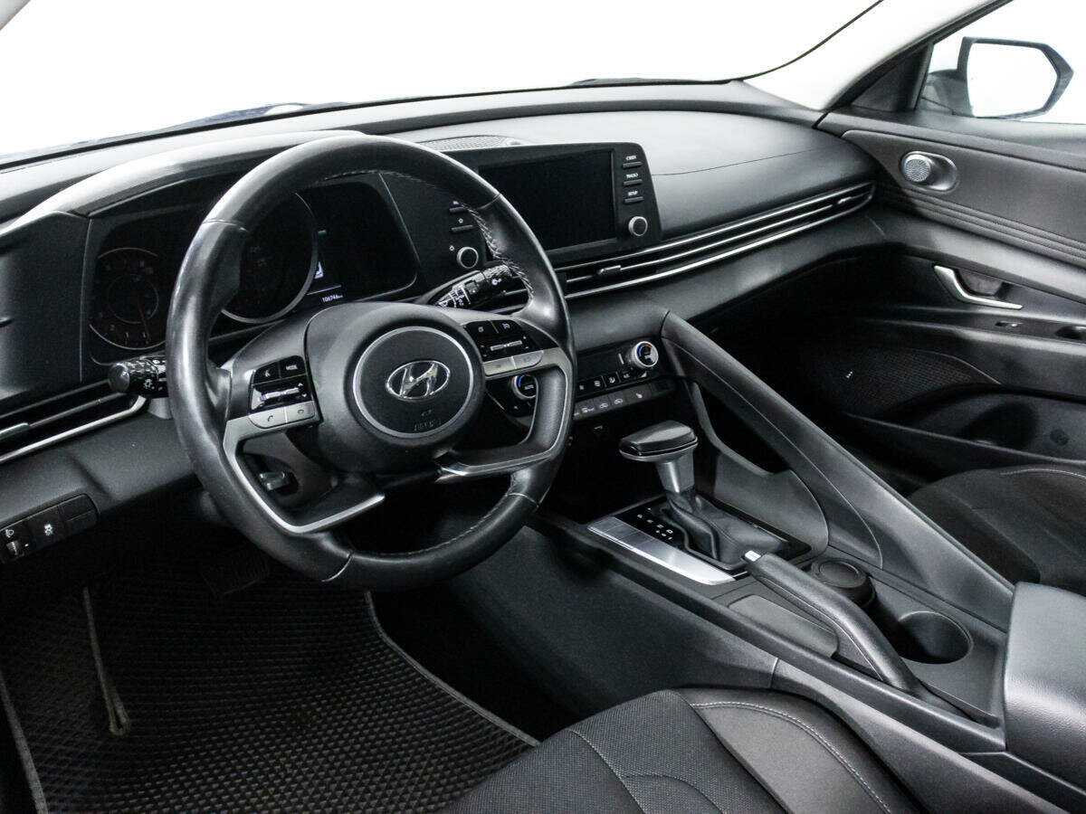 Hyundai Elantra 2021 года с пробегом. Фото: #10