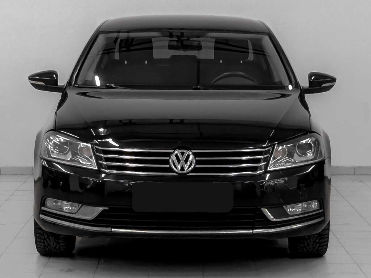 Volkswagen Passat 2012 года с пробегом. Фото: #1