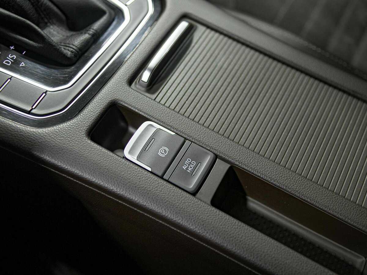 Volkswagen Passat 2016 года с пробегом. Фото: #10